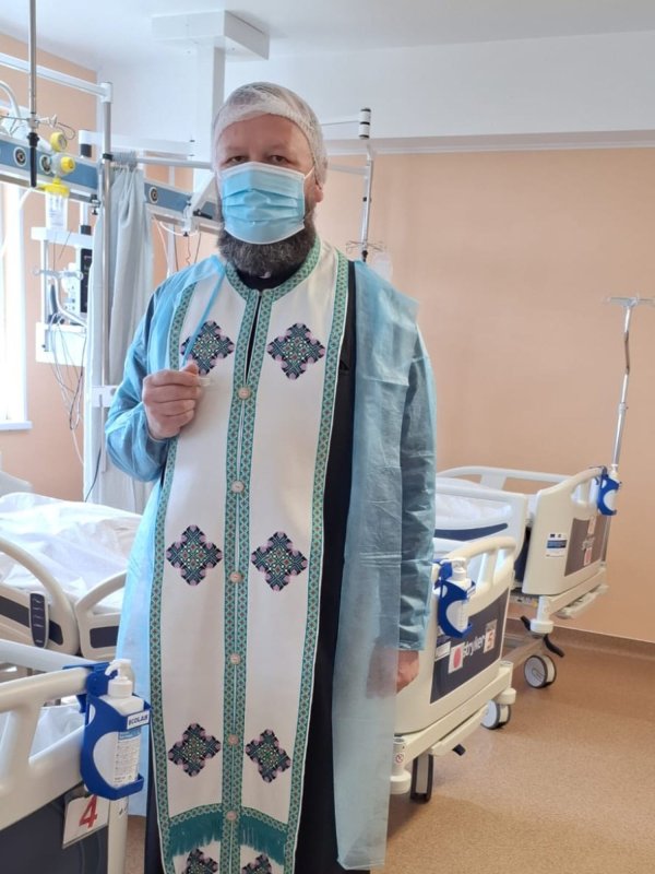 Slujire medicală și spirituală la Spitalul Județean Botoșani 317213