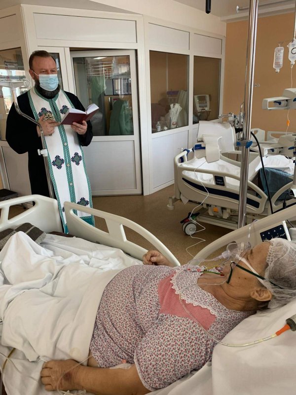 Slujire medicală și spirituală la Spitalul Județean Botoșani 317214