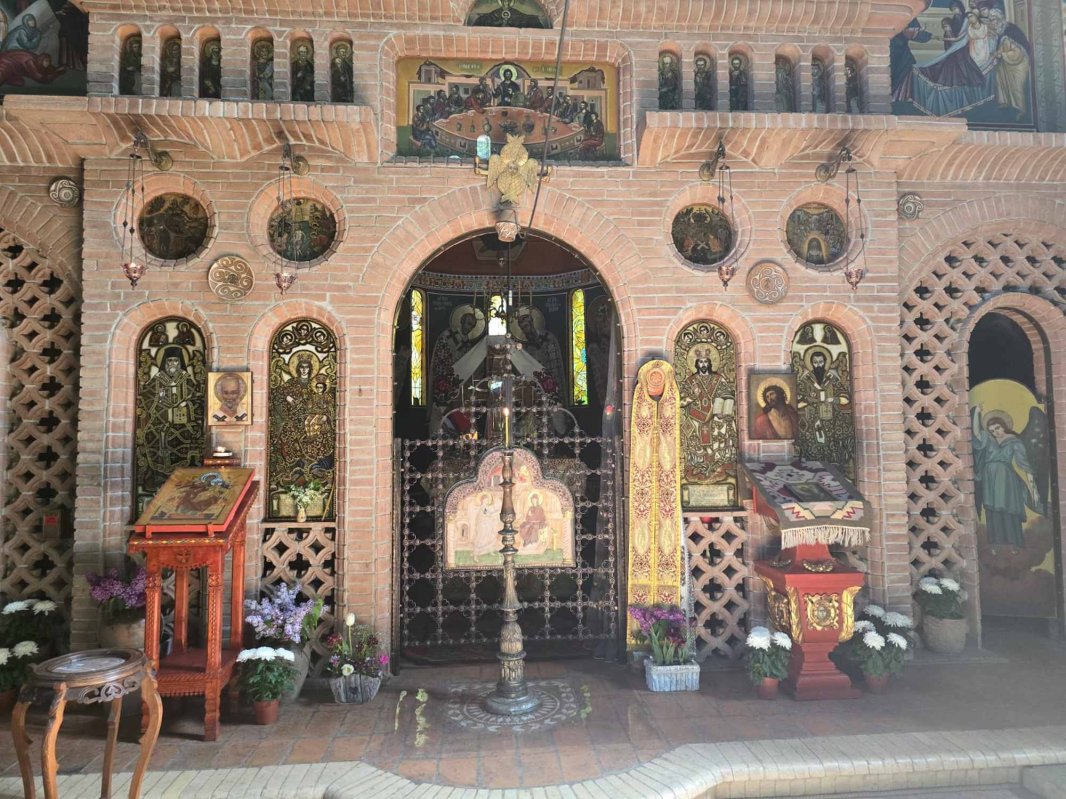 Slujire medicală și spirituală la Spitalul Județean Botoșani 317215