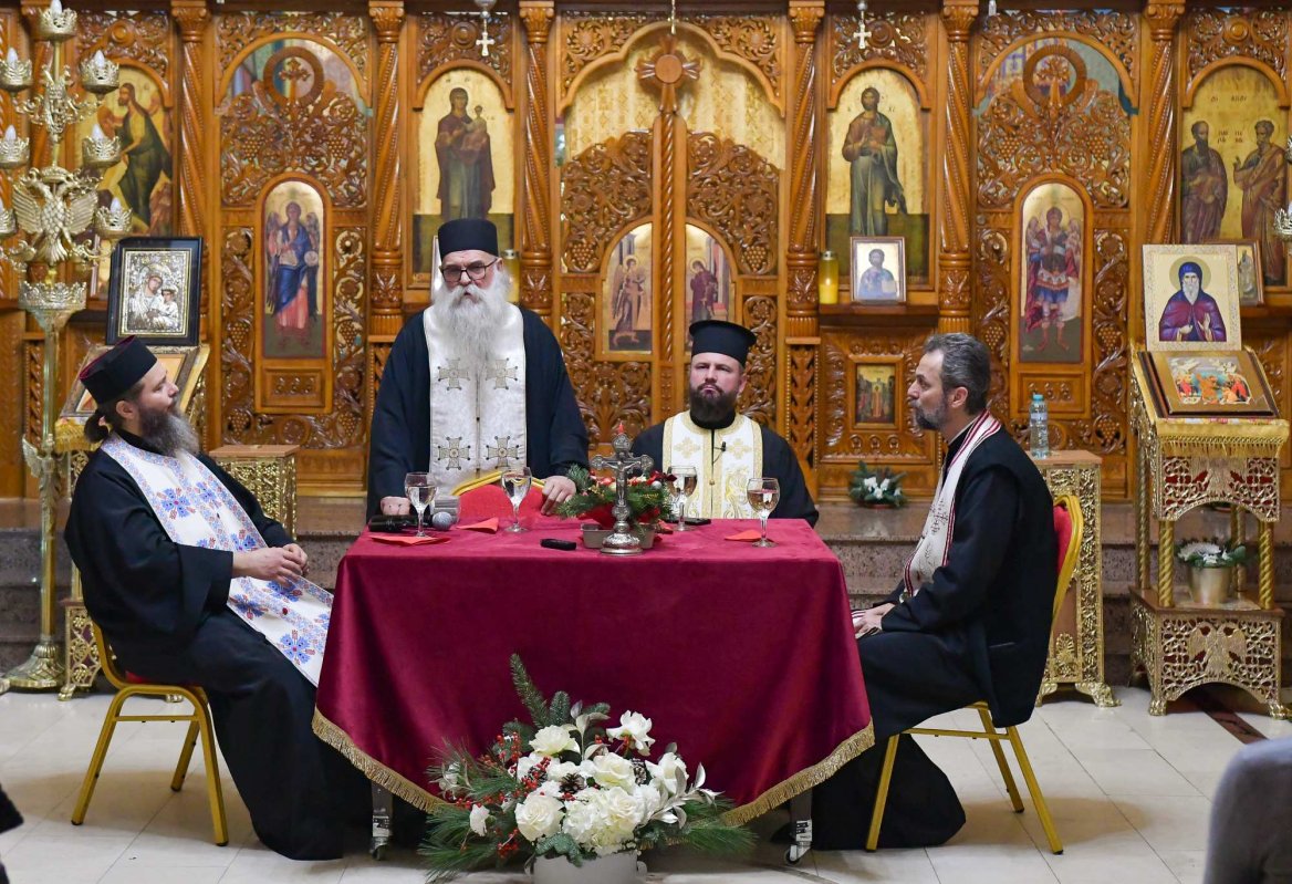 Seară duhovnicească în Parohia „Sfântul Ioan Botezătorul”-Dristor din București 318227