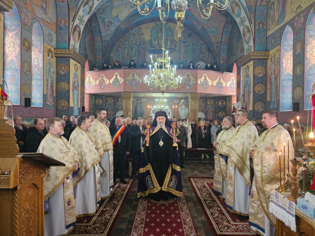 Sfințirea noilor clopote în Parohia Lunca Bradului, Protopopiatul Reghin 318204