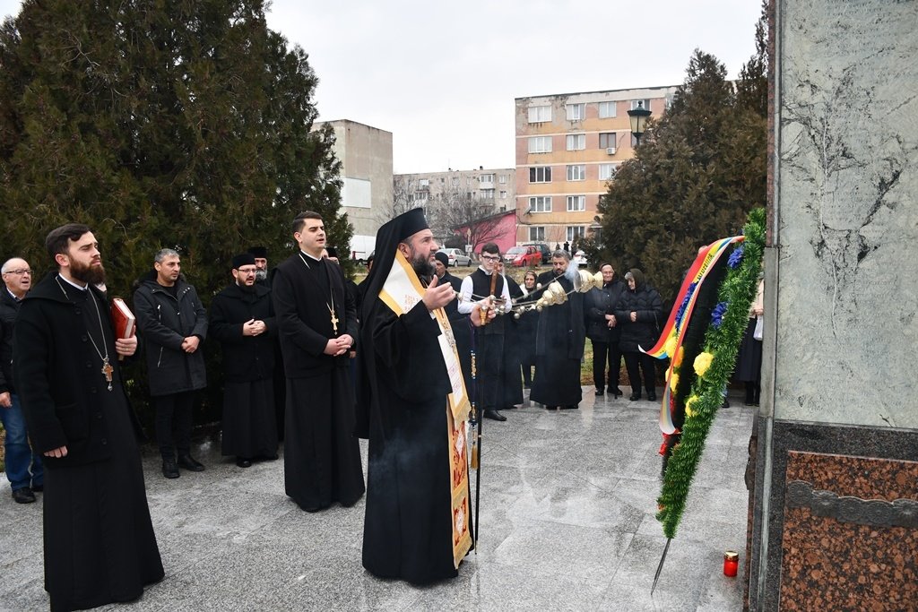 Evenimente duhovnicești și caritabile în Episcopia Caransebeșului 318322