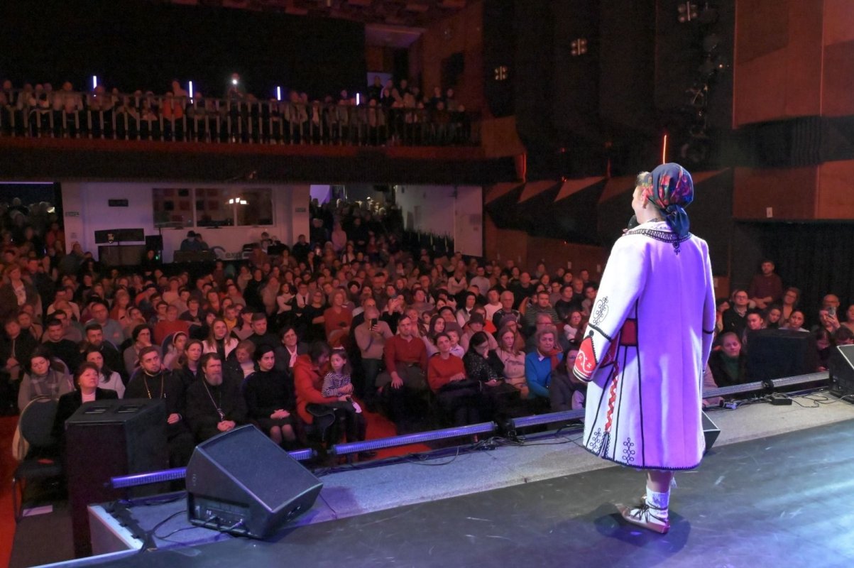 Concert caritabil de colinde la Oradea 318735