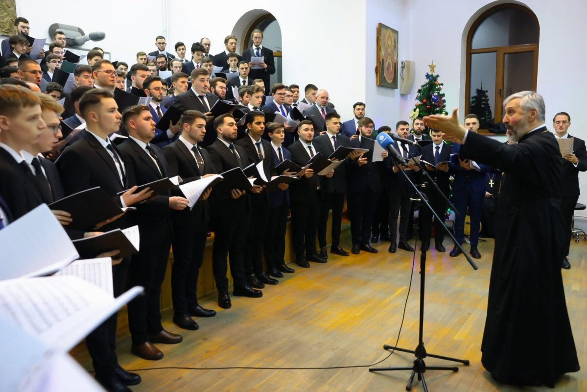 Concertul tradițional de colinde al Facultății „Justinian Patriarhul” 318723