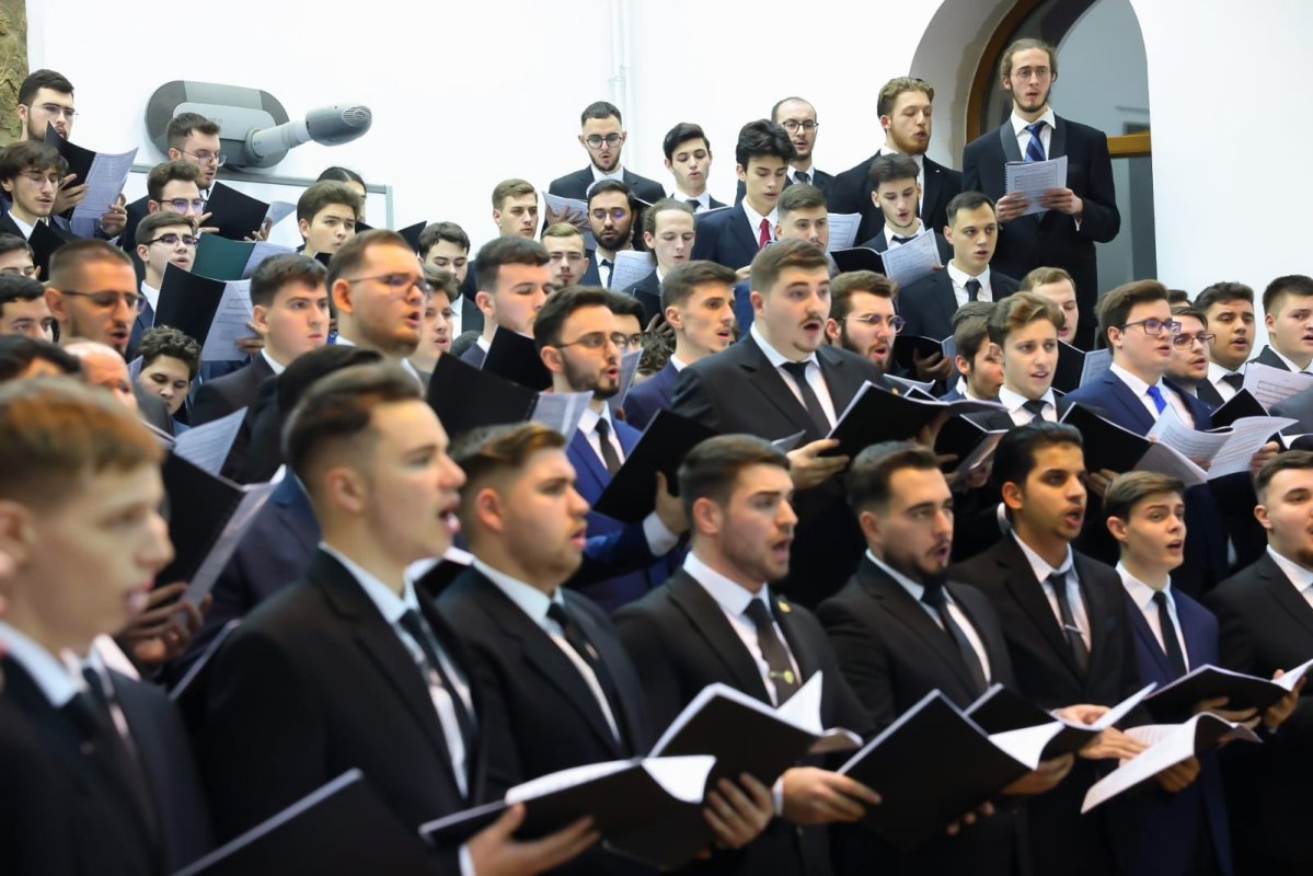 Concertul tradițional de colinde al Facultății „Justinian Patriarhul” 318724