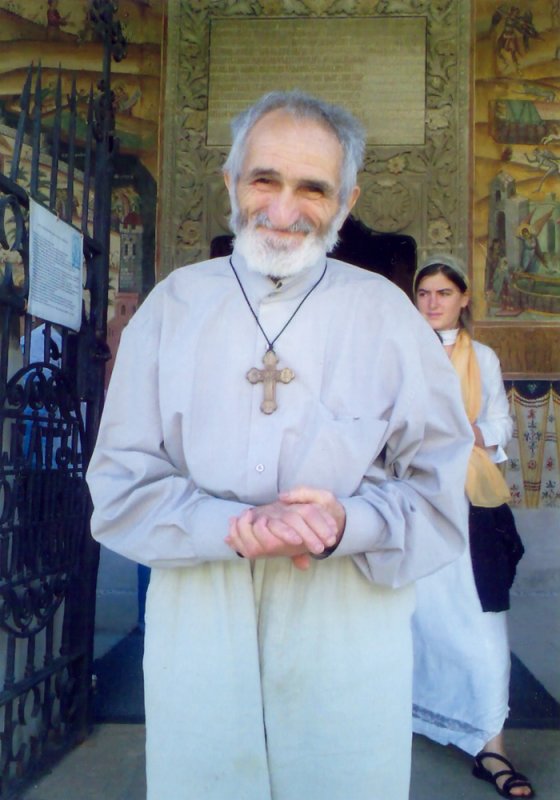 „Cuviosul” Gherontie, un părinte al bucuriei 318095