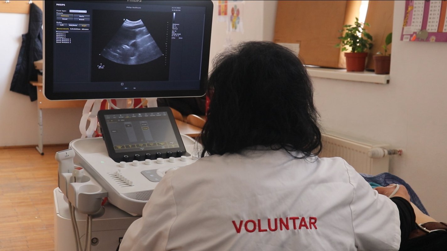 Acțiune medicală desfășurată de voluntarii Paraclisului Catedralei Naționale 318891