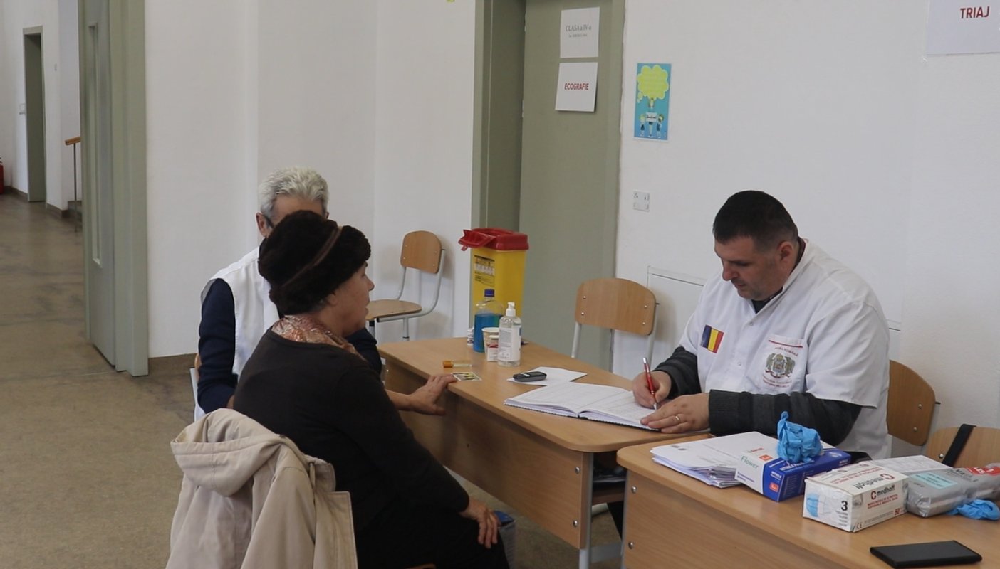 Acțiune medicală desfășurată de voluntarii Paraclisului Catedralei Naționale 318893