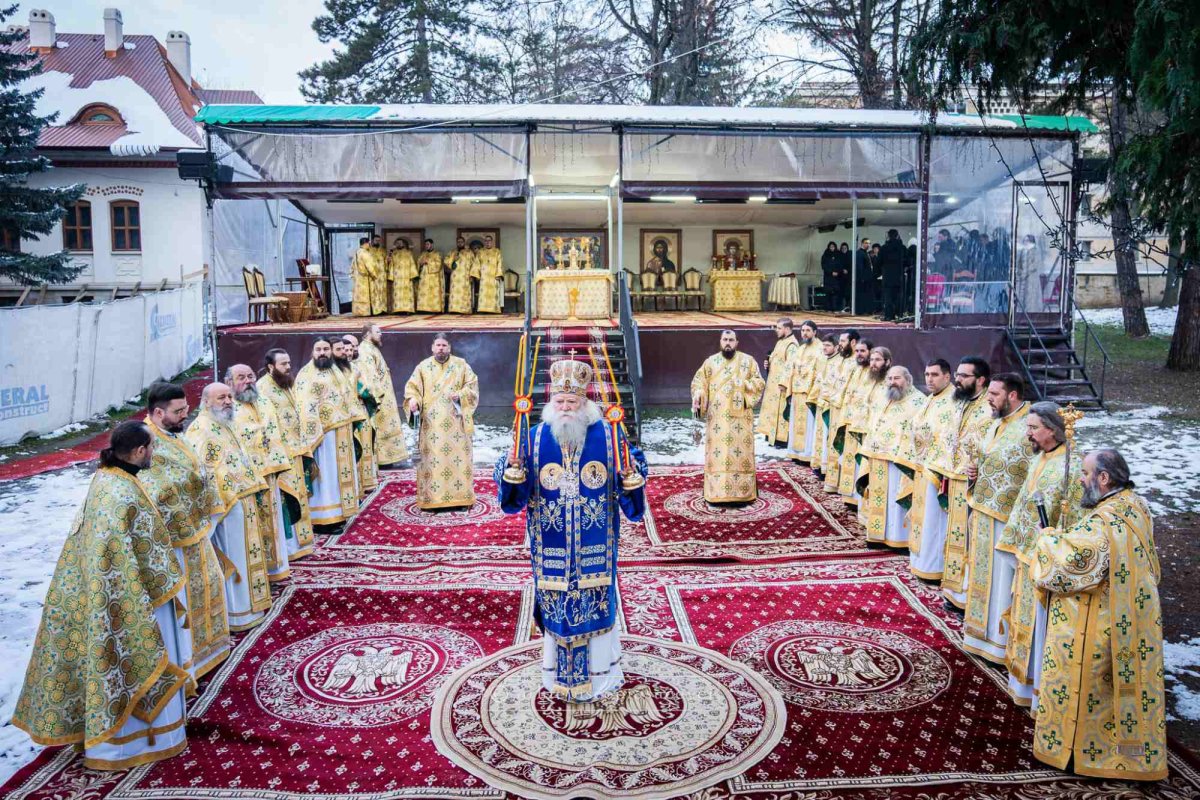 Duminica Sfinților Strămoși la Catedrala Arhiepiscopală din Suceava 318884