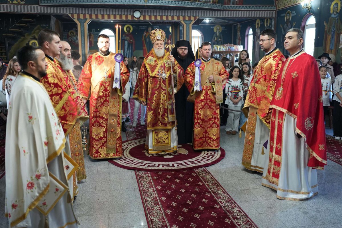 Slujire arhierească în Parohia „Sfântul Ierarh Spiridon” din Țăndărei 318872