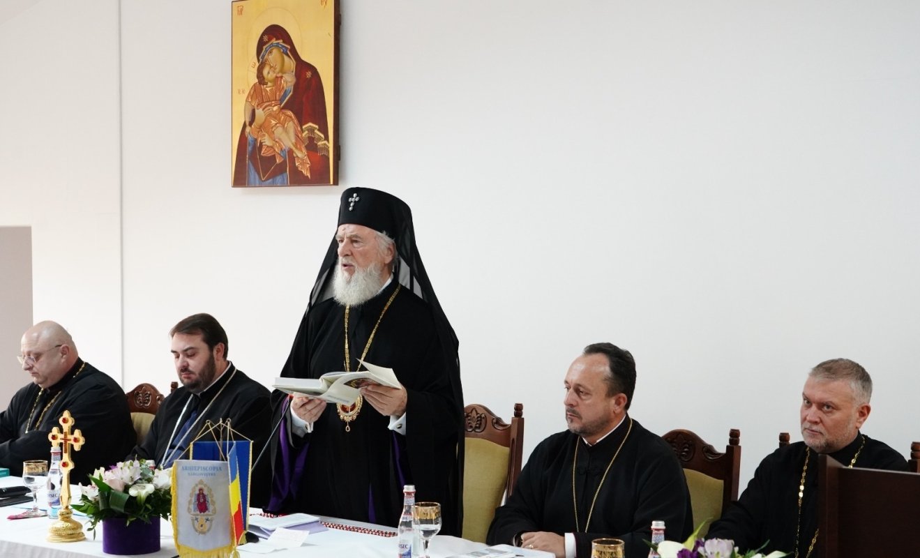 Expoziție aniversară la Mănăstirea Stelea din Târgoviște 319052