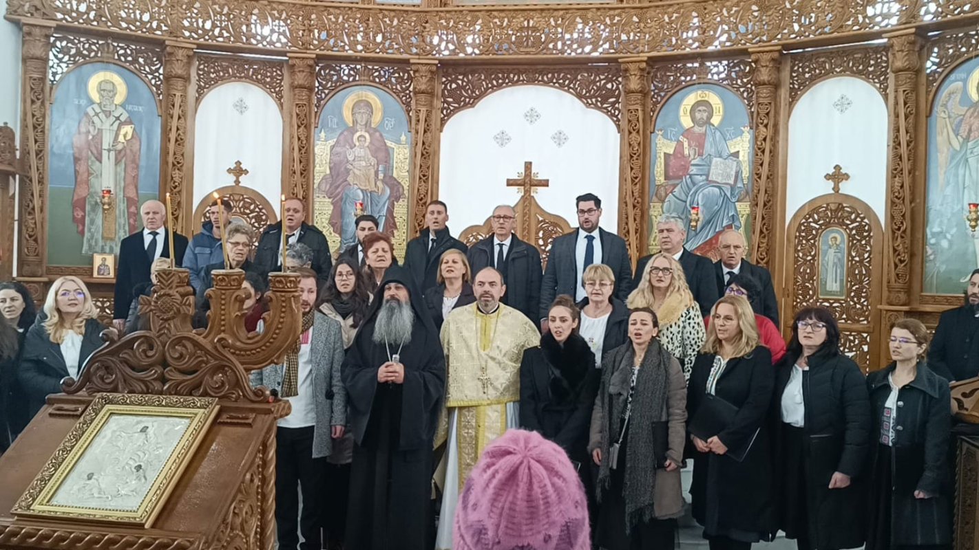 Vizită arhierească la Lugoj 318965