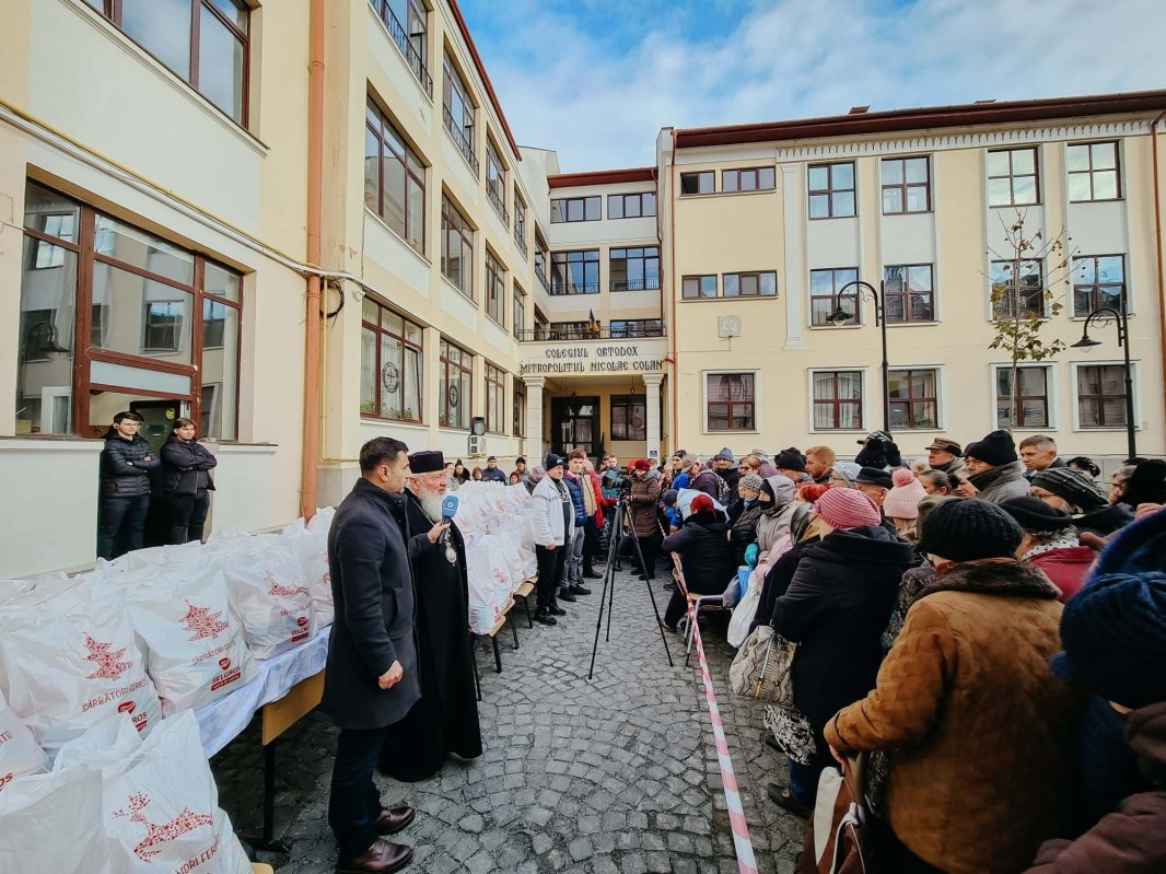 740 de pachete oferite persoanelor nevoiașe prin Sectorul social-filantropic al Arhiepiscopiei Clujului 319103