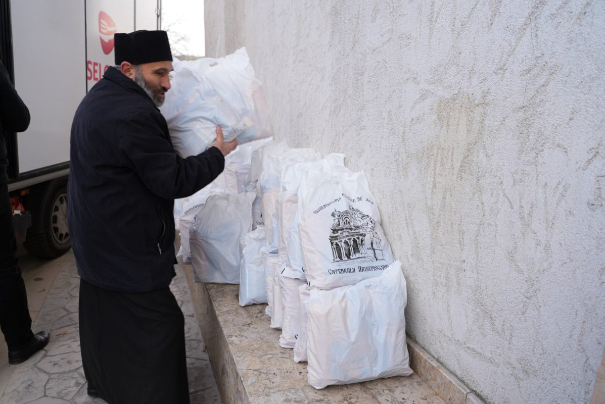 Întâmpinarea Nașterii Domnului prin colinde și filantropie la Dunărea de Jos 319135