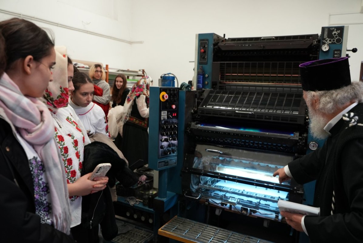 Întâmpinarea Nașterii Domnului prin colinde și filantropie la Dunărea de Jos 319139