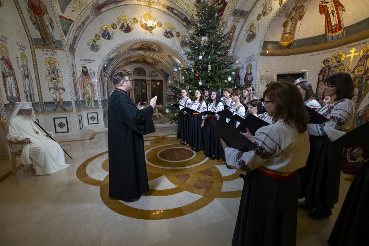 Patriarhul României a fost colindat la Reședința Patriarhală 319320