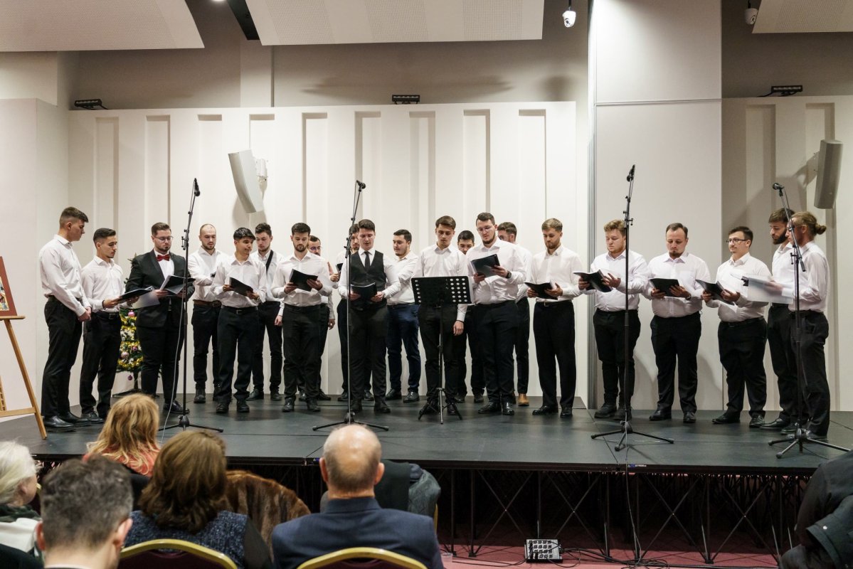 Serbarea de Crăciun a Facultății de Teologie Ortodoxă „Dumitru Stăniloae” din Iași 319278