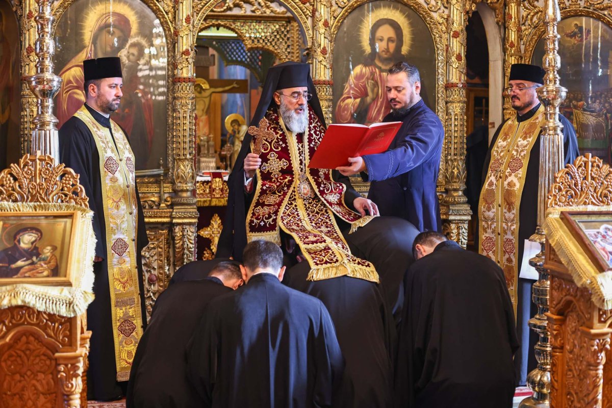 Hirotesii întru duhovnic în Eparhia Buzăului și Vrancei 319360