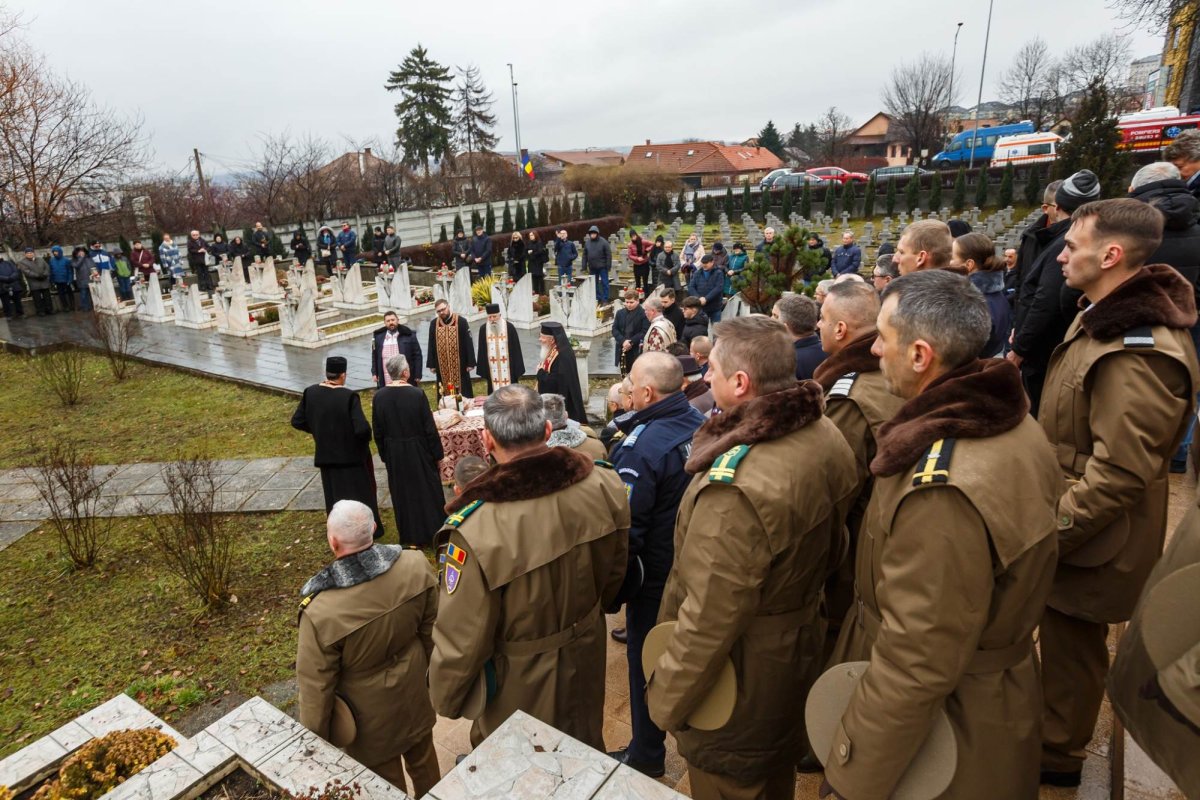 Ceremonial religios și militar la Cluj‑Napoca la 35 de ani de la revoluţia din decembrie 1989 319771