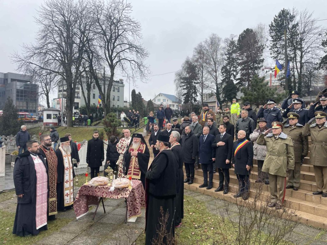 Ceremonial religios și militar la Cluj‑Napoca la 35 de ani de la revoluţia din decembrie 1989 319772