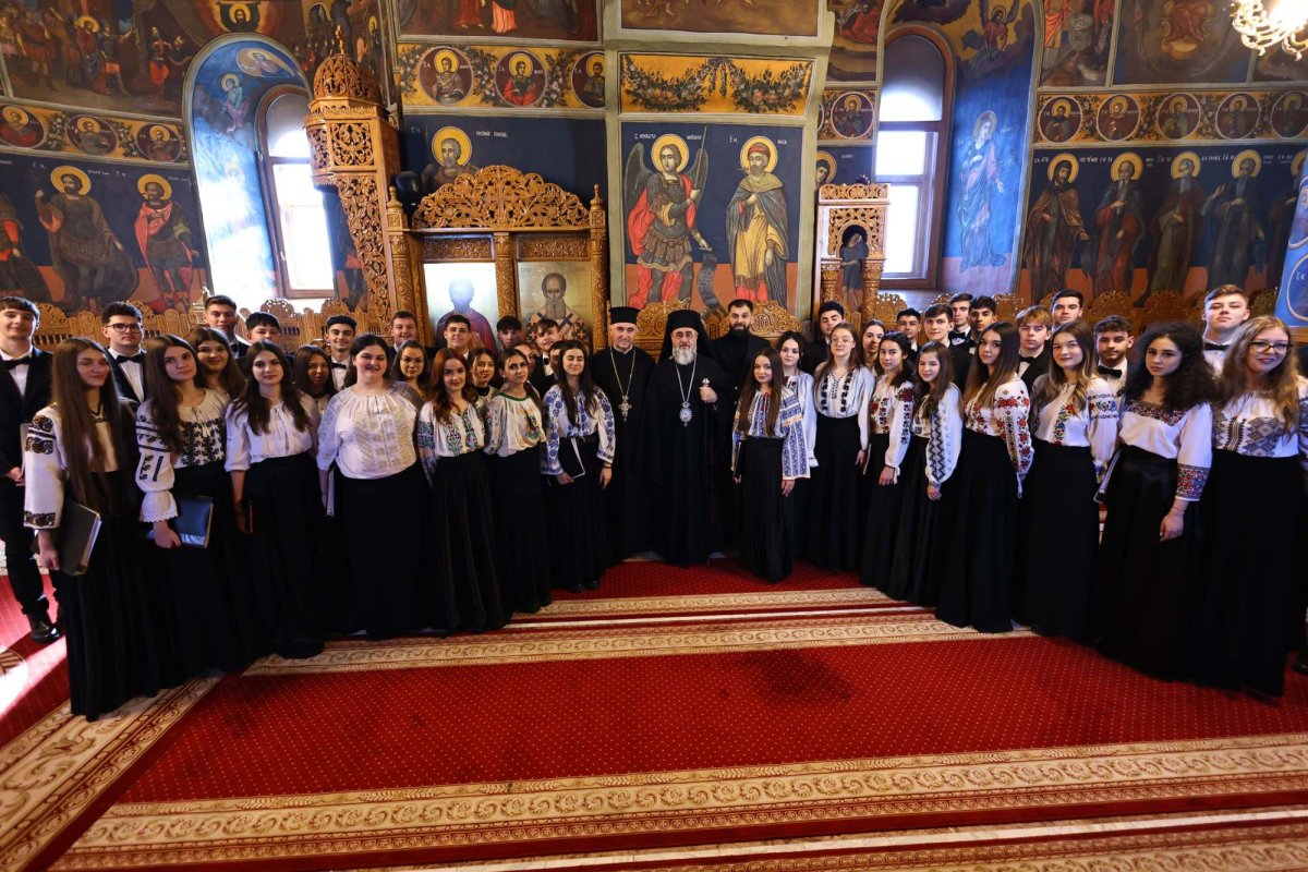 Popas duhovnicesc și activități filantropice în Arhiepiscopia Buzăului și Vrancei 319785