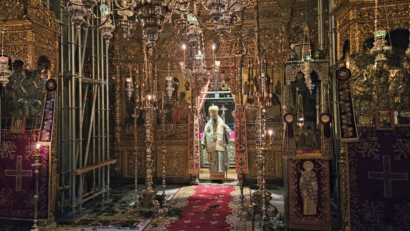 Ctitorii români ai unei lavre athonite au fost pomeniți la hramul acesteia 319843