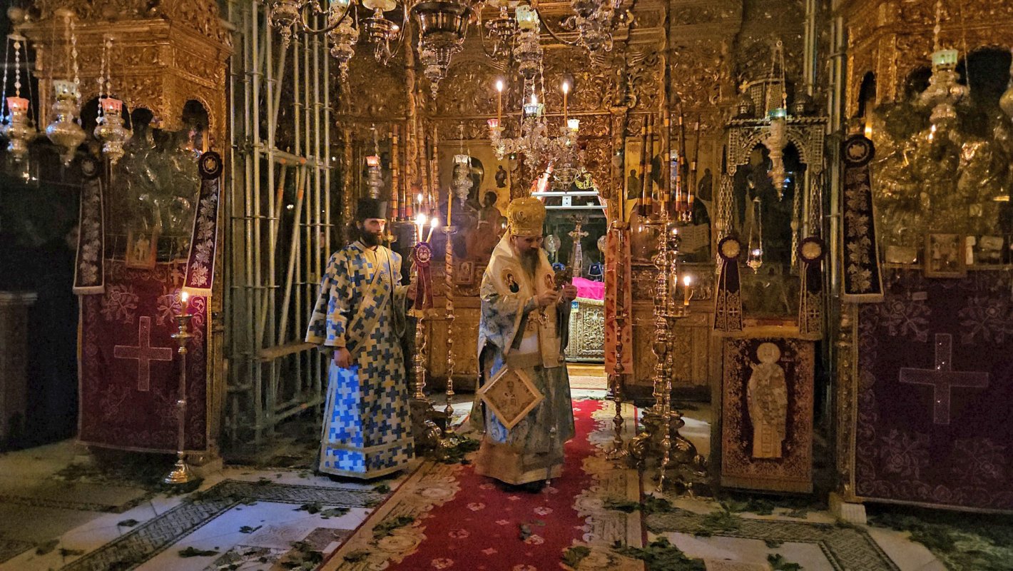 Ctitorii români ai unei lavre athonite au fost pomeniți la hramul acesteia 319844