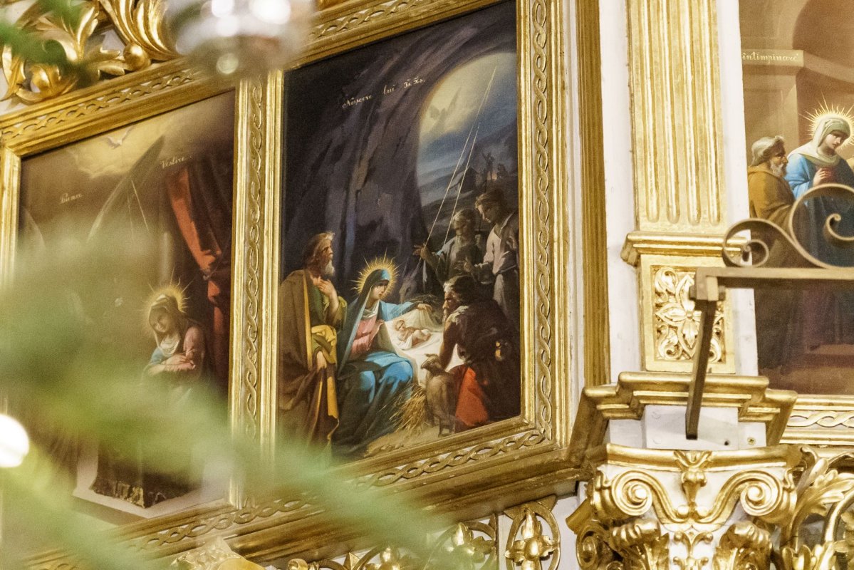 Nașterea Domnului a adunat sute de credincioși la Catedrala Mitropolitană din Iași 319912