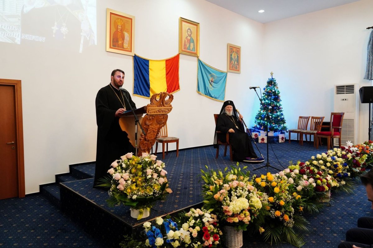 Aniversarea unui sfert de veac de arhipăstorire a Înaltpreasfințitului Părinte Nifon la Târgoviște 320015