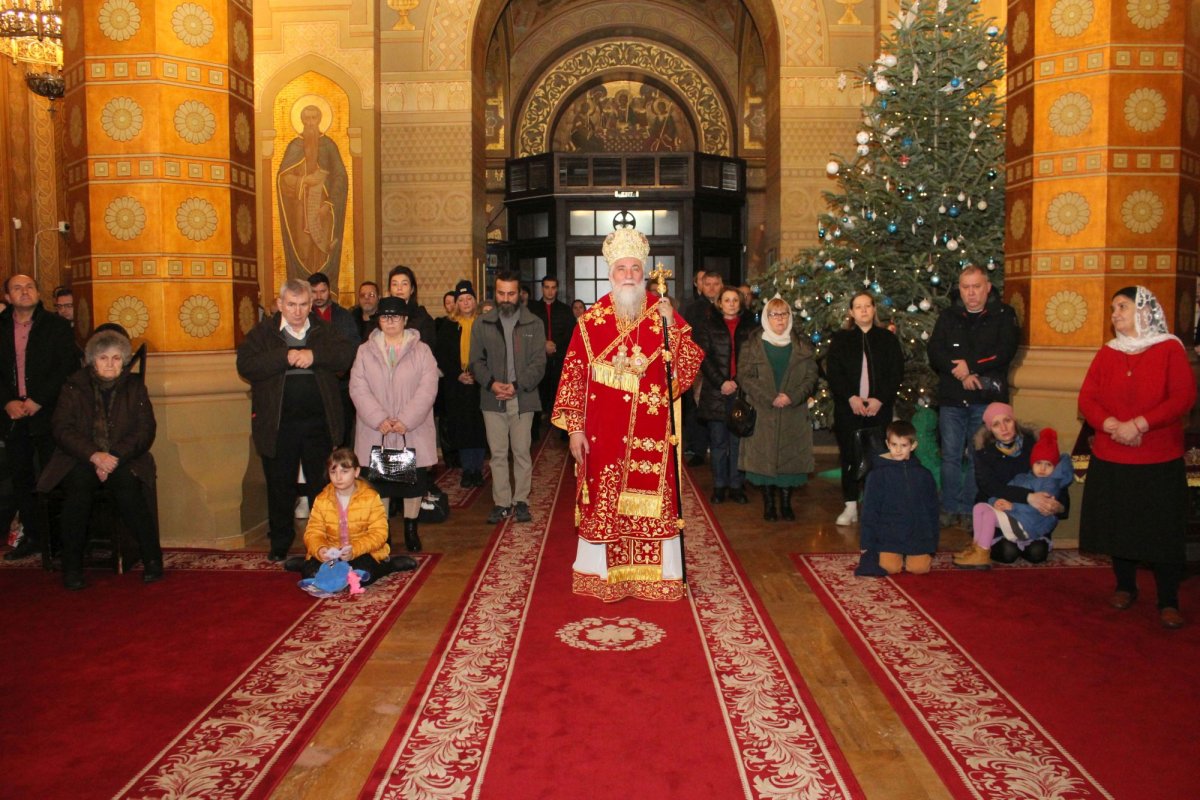 Nașterea Domnului prăznuită la Catedrala Mitropolitană din Craiova 319984