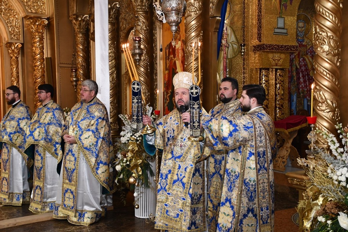 Nașterea Domnului sărbătorită la catedrala din Caransebeș 320004