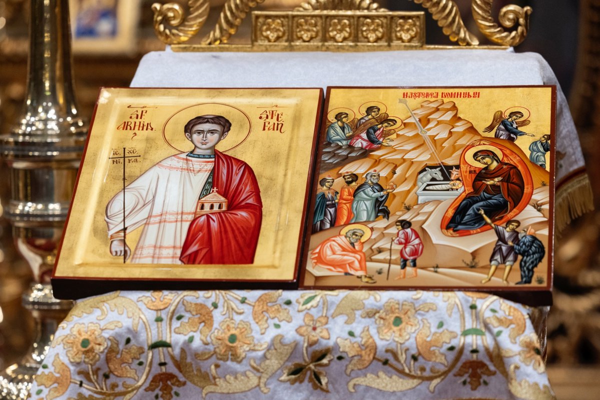 Sfântul Arhidiacon Ștefan, cinstit de bucureșteni la Catedrala Patriarhală 320051