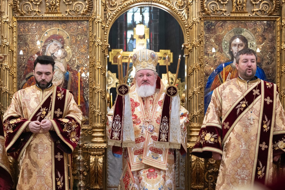 Sfântul Arhidiacon Ștefan, cinstit de bucureșteni la Catedrala Patriarhală 320052