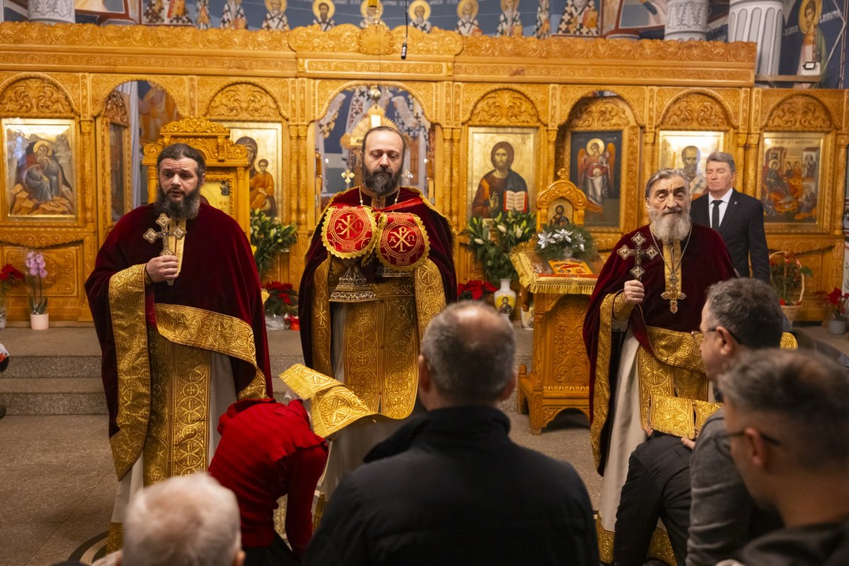 „Dumnezeu schimbă exilul în binecuvântare” 320111