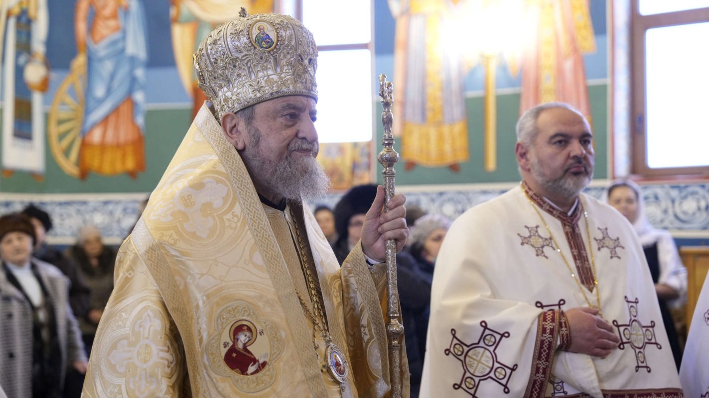 Binecuvântare arhierească pentru comunitatea din Şelimbăr, judeţul Sibiu 320198