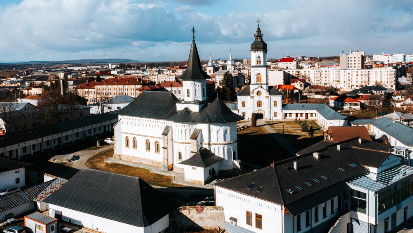 Binecuvântare şi felicitare pentru o lucrare bogată 320426