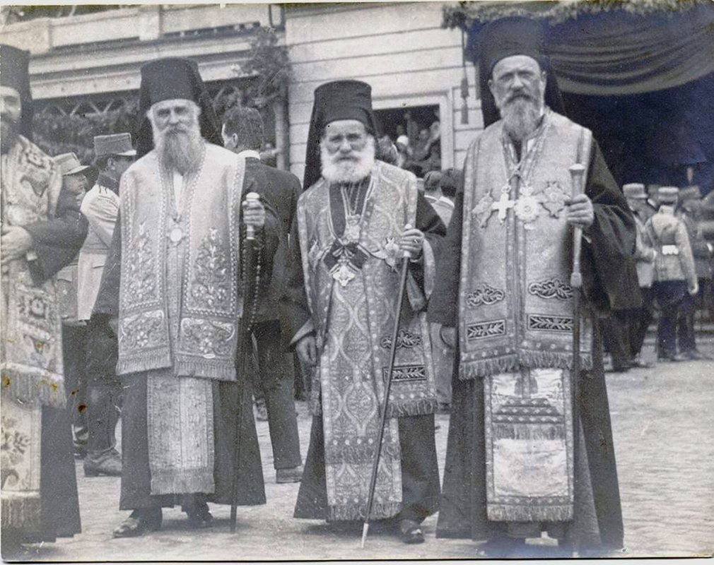 Episcopul Justinian Teculescu, promotor al ridicării la rang de Patriarhie a Bisericii noastre 319709