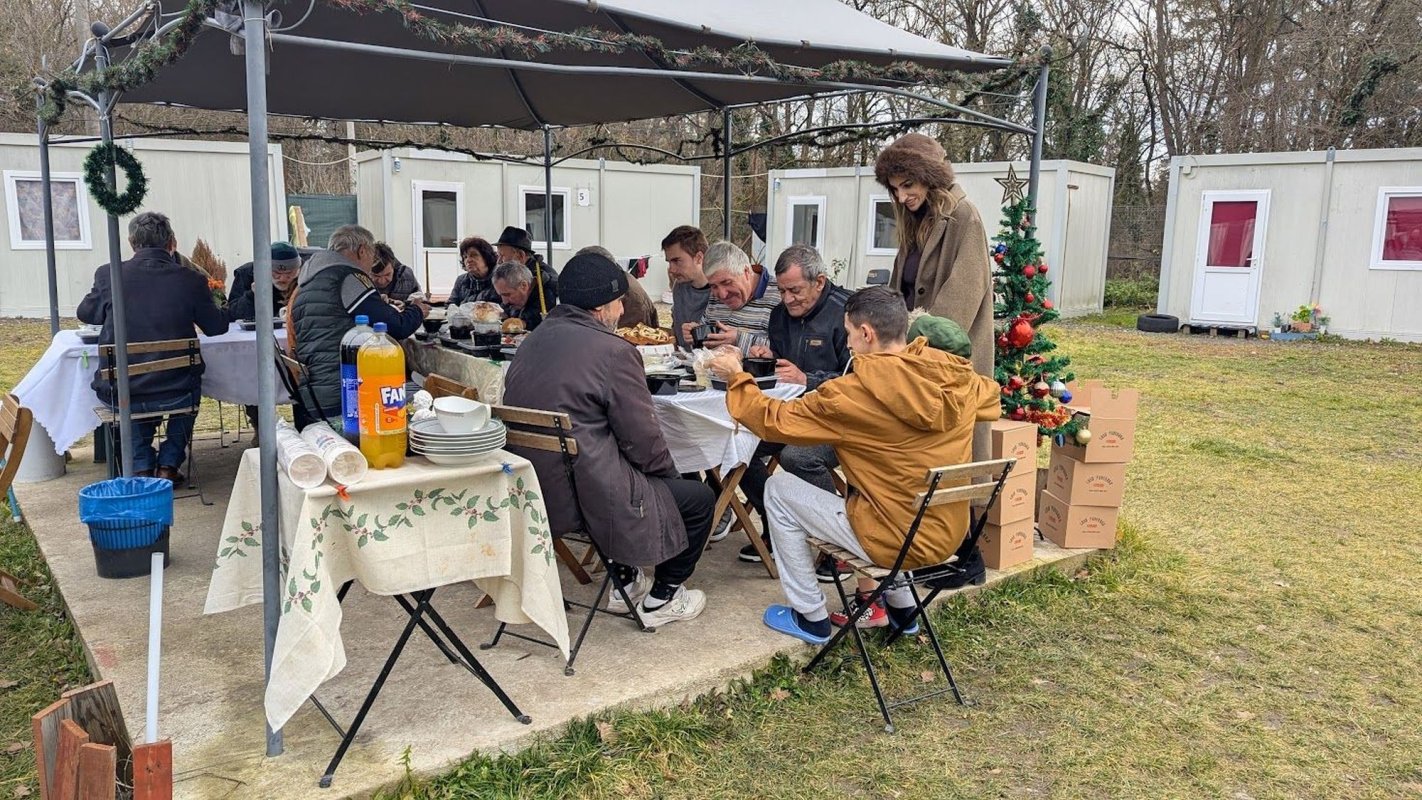 Mitropolitul Banatului și-a serbat onomastica cu persoanele fără adăpost 320720