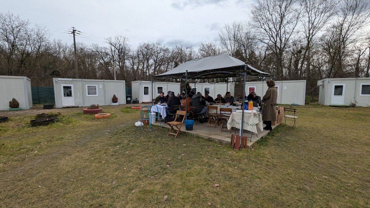 Mitropolitul Banatului și-a serbat onomastica cu persoanele fără adăpost 320724