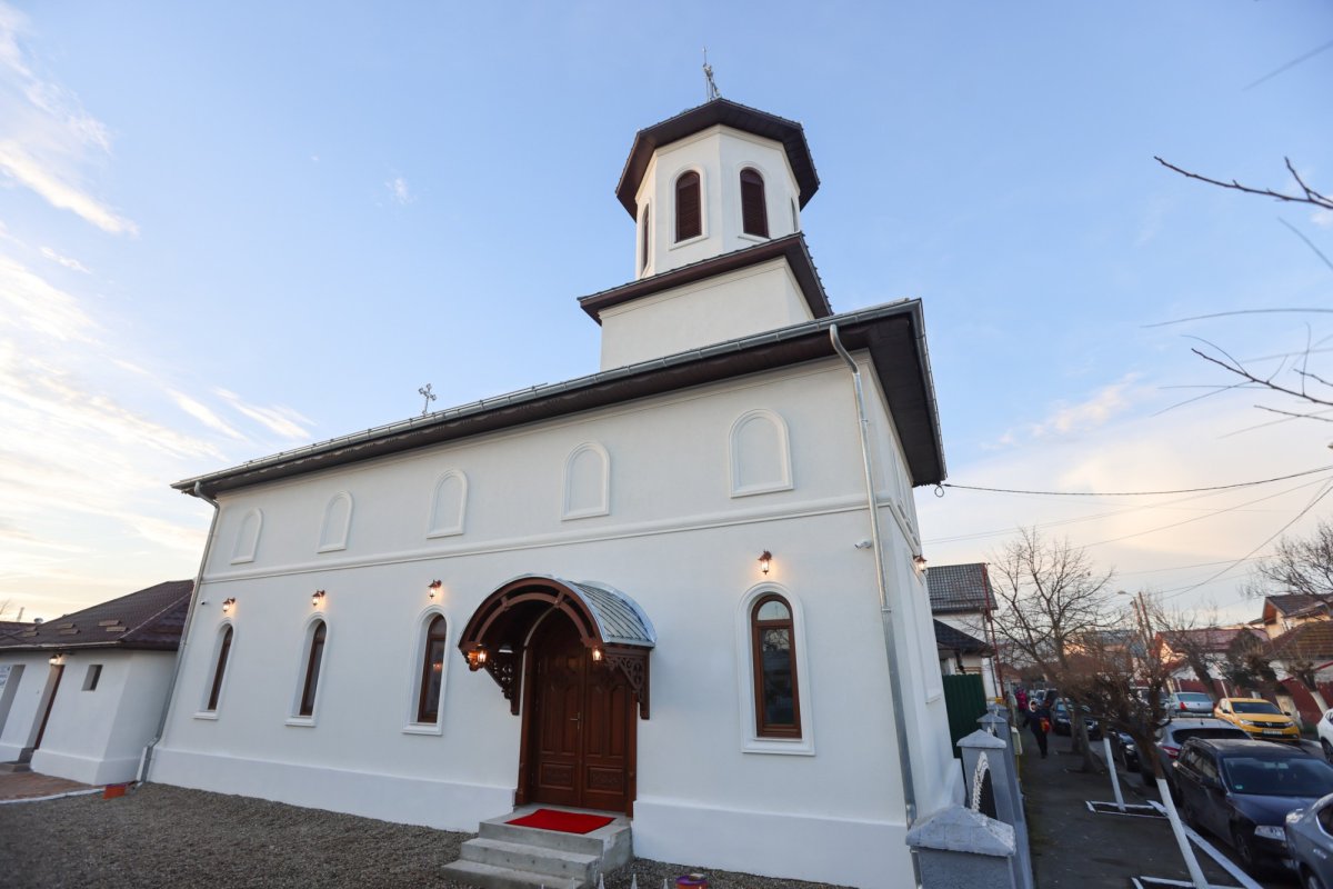 Înnoire în Parohia „Sfântul Ioan Botezătorul” din Buzău 320750