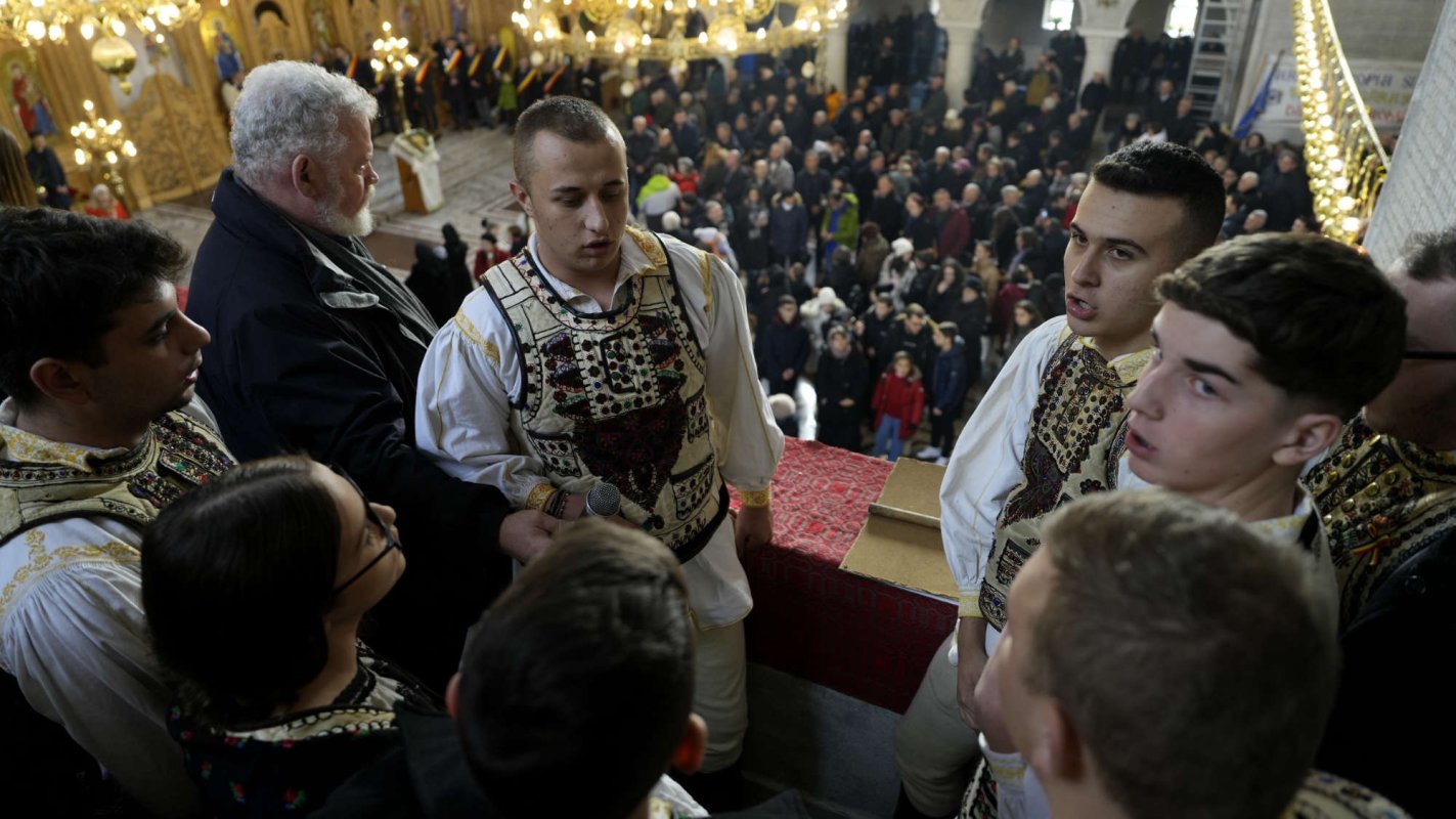 Festivalul cetelor de colindători din Ţara Făgăraşului, la a 18-a ediţie 320799