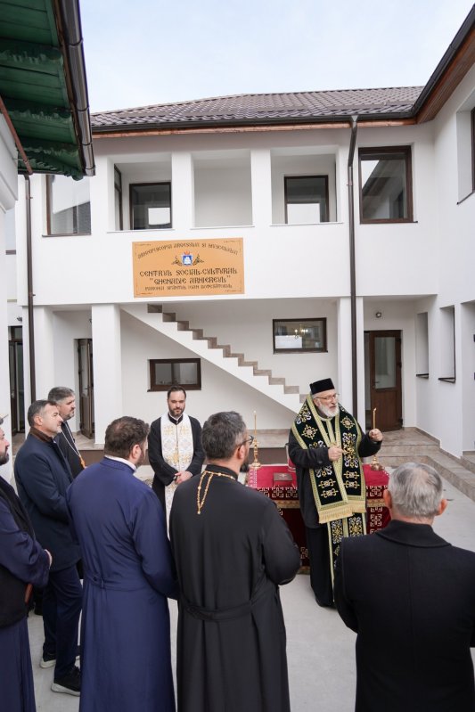 Parohia „Sfântul Ioan Botezătorul” din Pitești și-a serbat ocrotitorul 320876