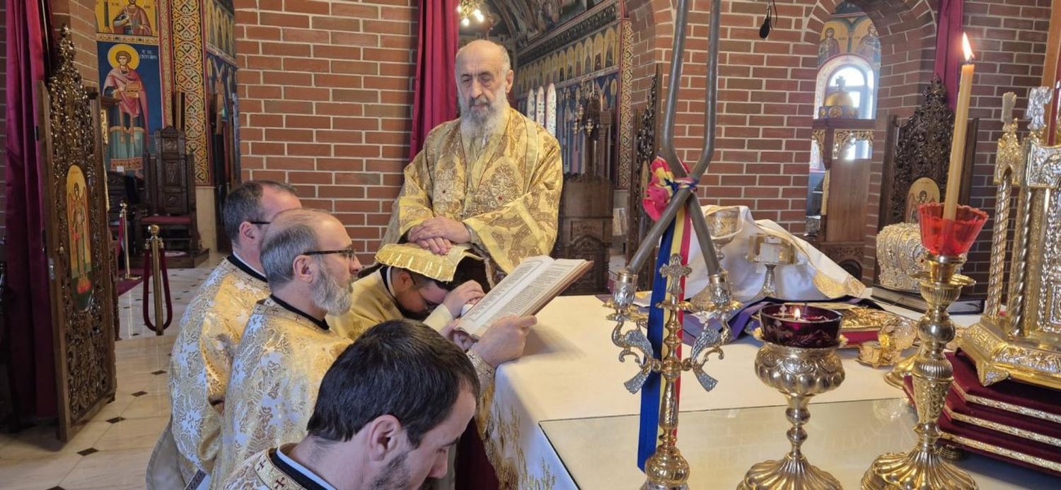 Slujire arhierească la Mănăstirea „Hristos Pantocrator” din Alba Iulia 320958