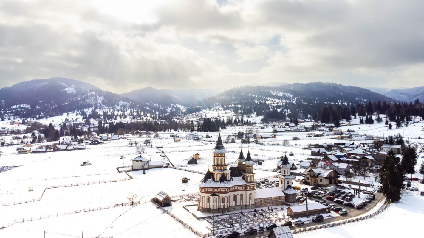 Moment aniversar pentru credincioșii Parohiei Coverca, Suceava 321078