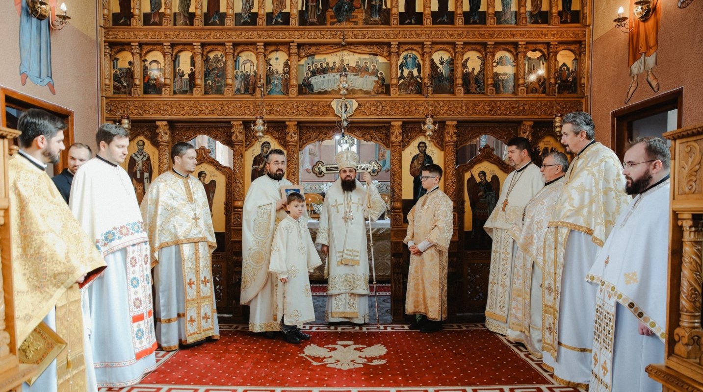 Binecuvântare arhierească în Parohia „Nașterea Domnului” din Cluj-Napoca 321144
