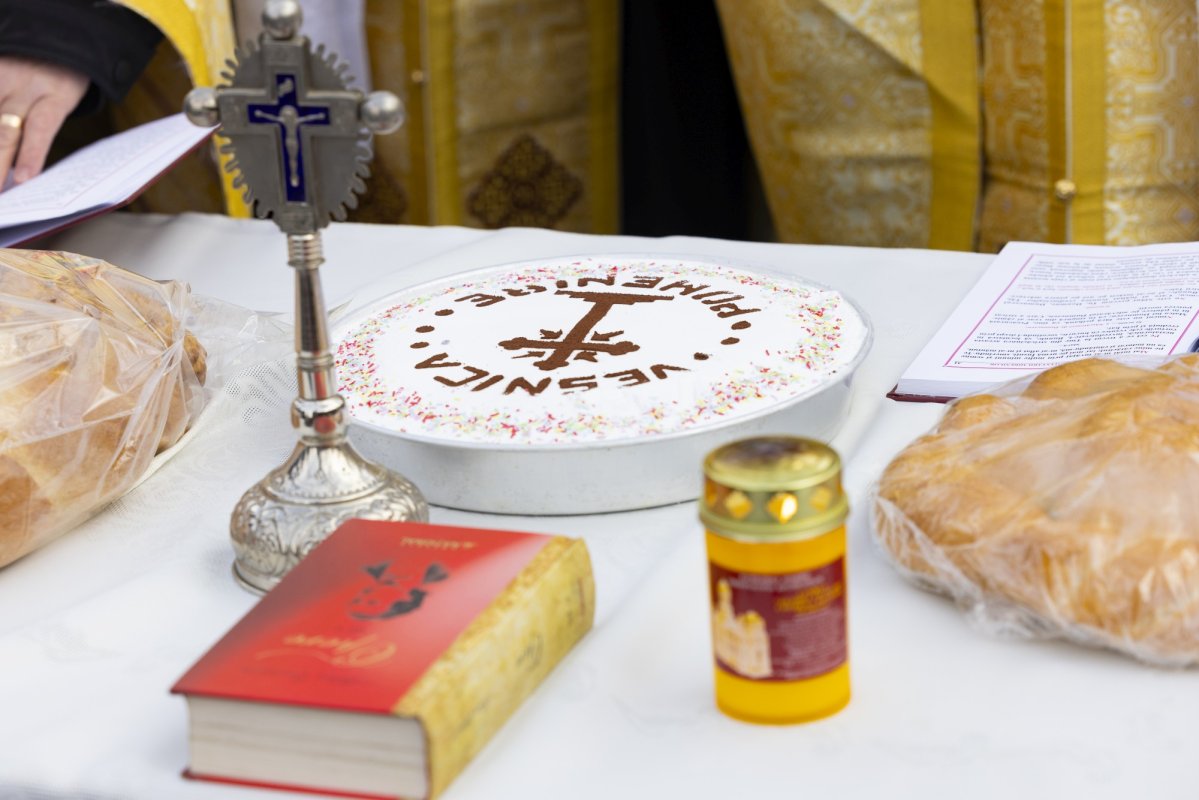 Slujbe de pomenire pentru poetul Mihai Eminescu în Capitală 321211