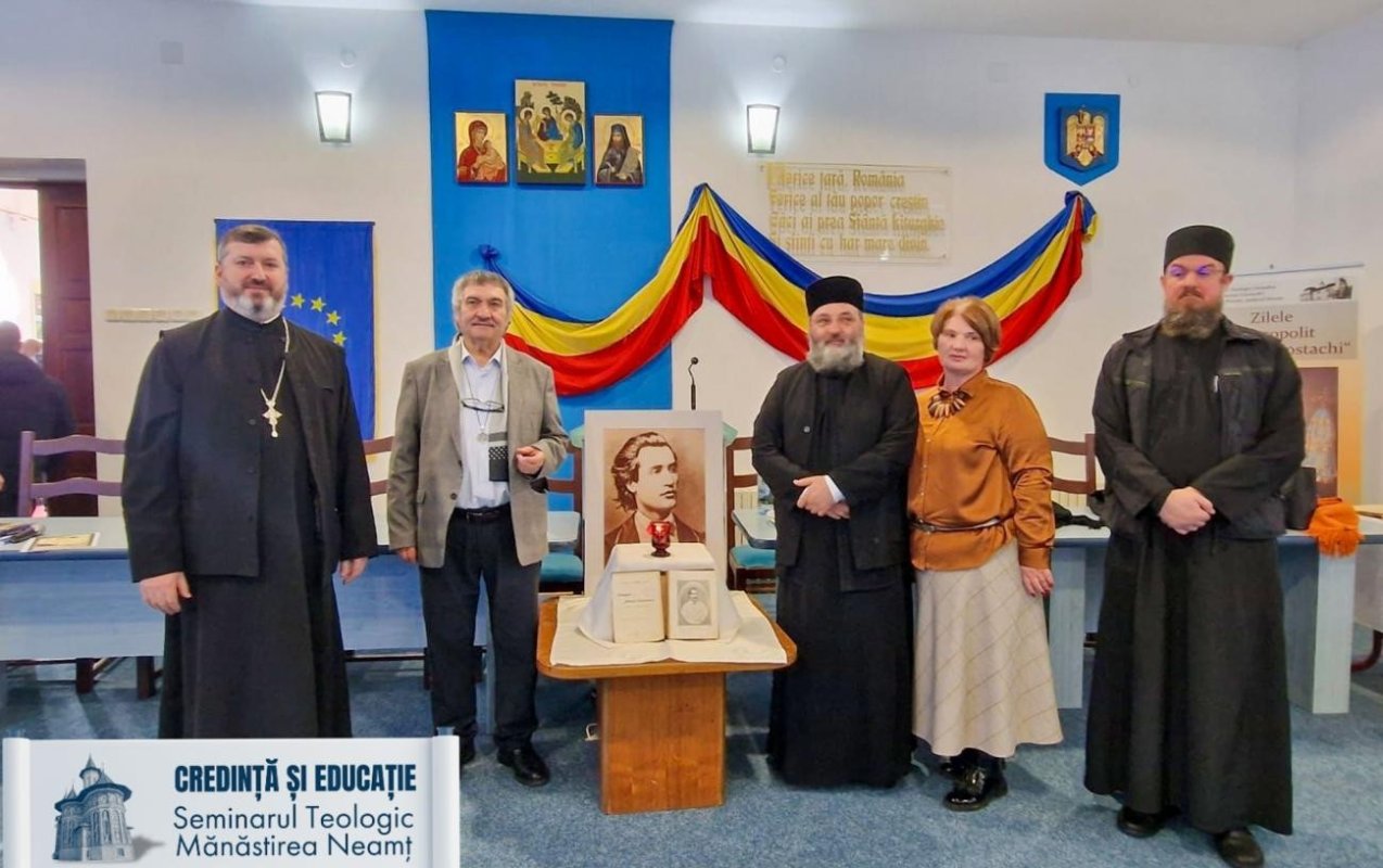 Eminescu, omagiat la Seminarul „Veniamin Costachi” și Centrul cultural din Vânători‑Neamț 321256