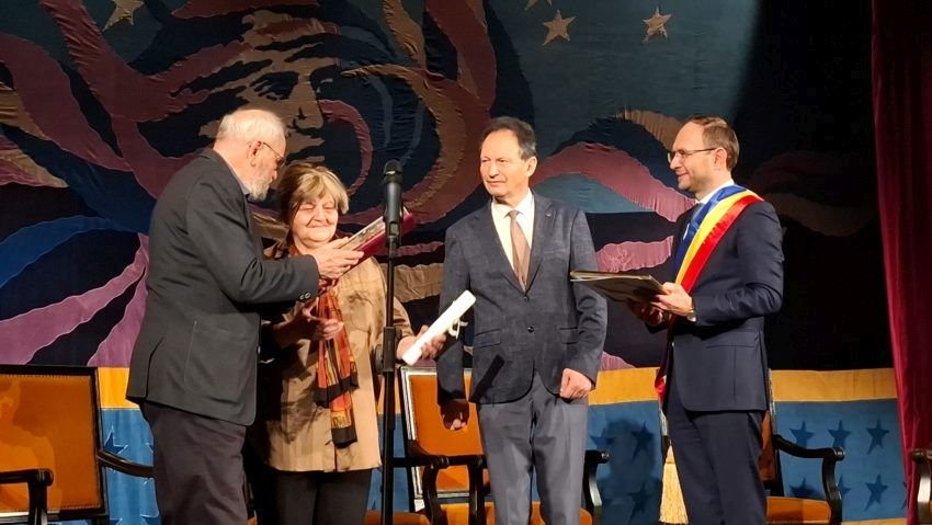 Premiul Naţional de Poezie „Mihai Eminescu”, obținut de poeta Grete Tartler 321317