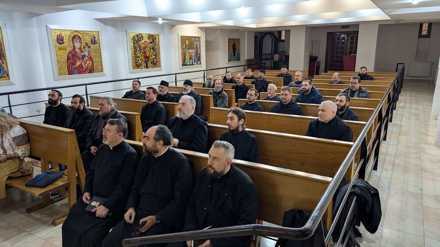 Seminarul „Recuperarea din adicții - o altfel de perspectivă” la Timișoara 321372