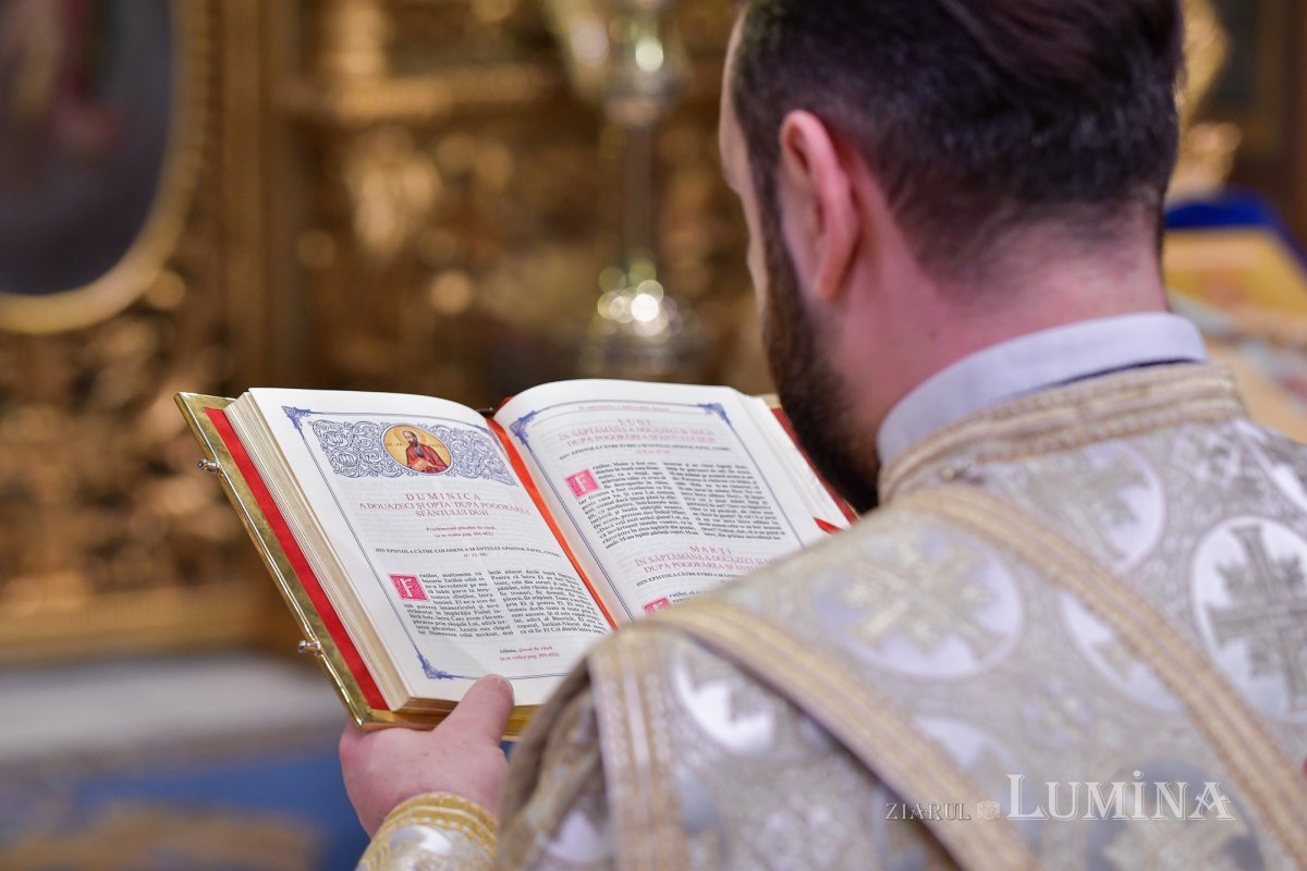 Coloseni 1, 12-18 242226